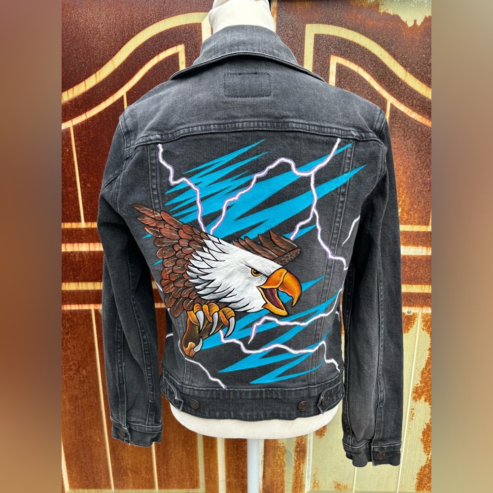 Screaming Eagle & Lightning Hand-Painted Black Vintage Levi’s Denim Jacket MED
